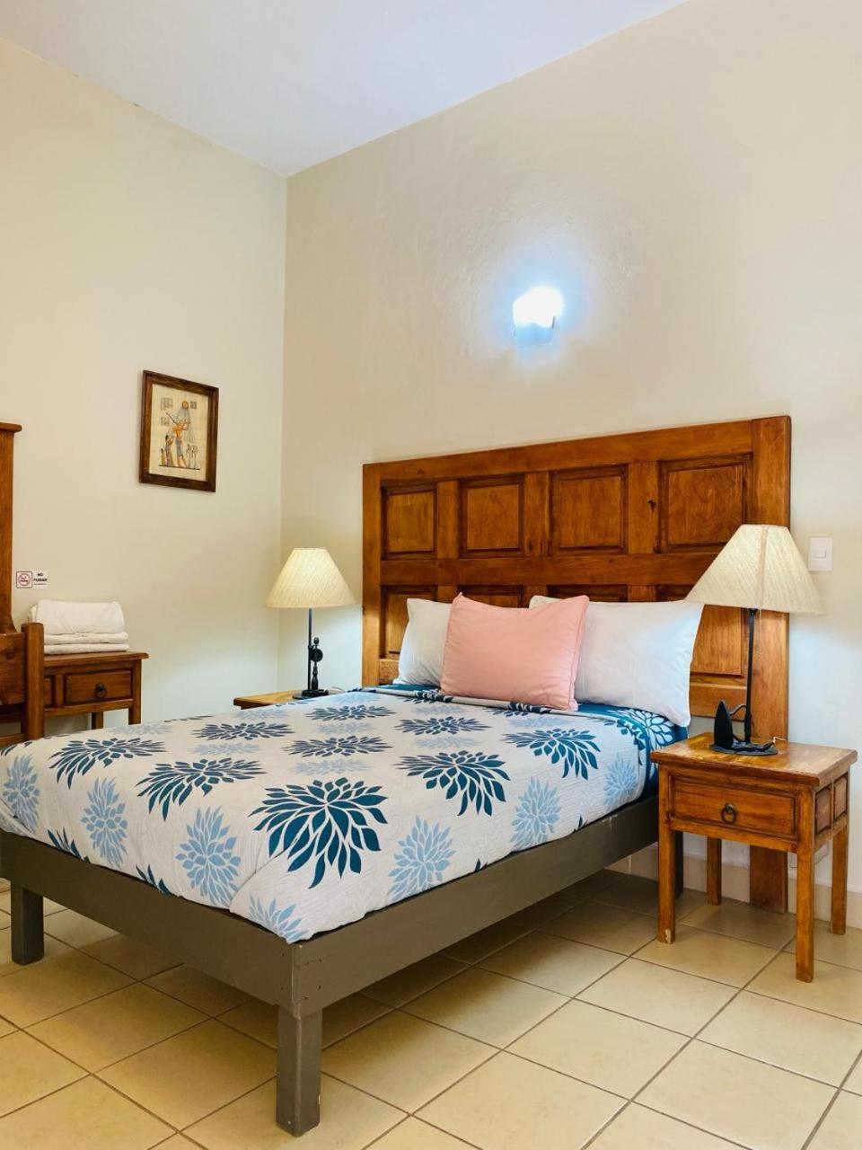 Hotel Dona Chela En Calvillo المظهر الخارجي الصورة